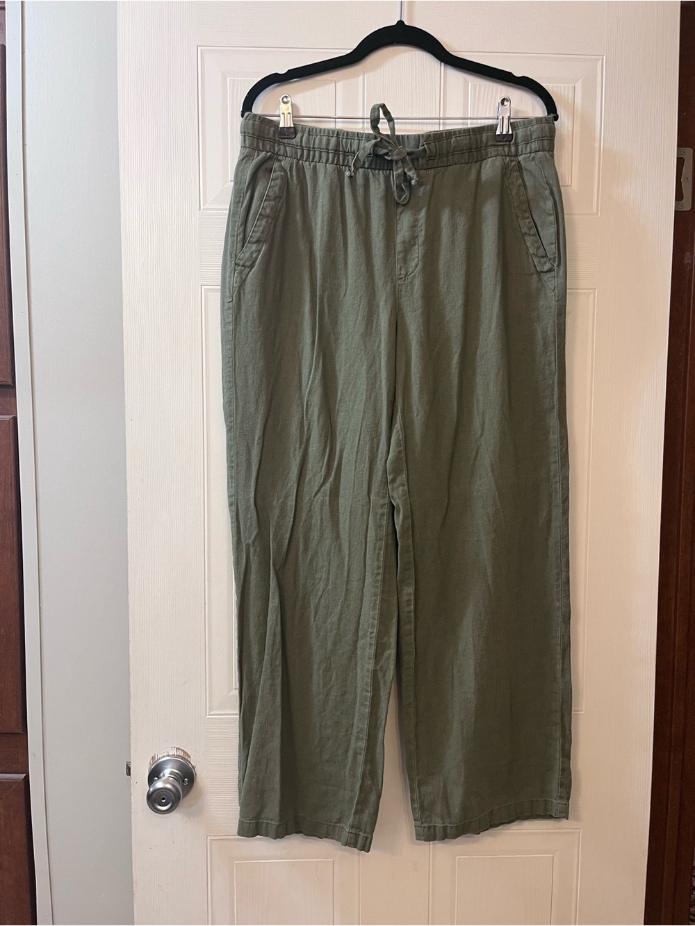 Old Navy Olive Green Women’s Drawstring Pants
